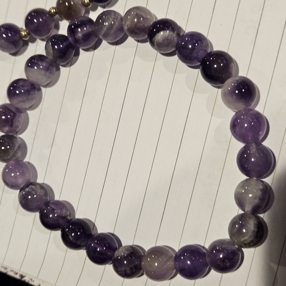 Handmade Jewelry - Elegant Purple Dyed Agate Beaded Bracelet